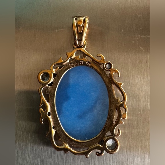 Jumping fish cameo pendant- bronze, blue topaz, and shell - Picture 2 of 7